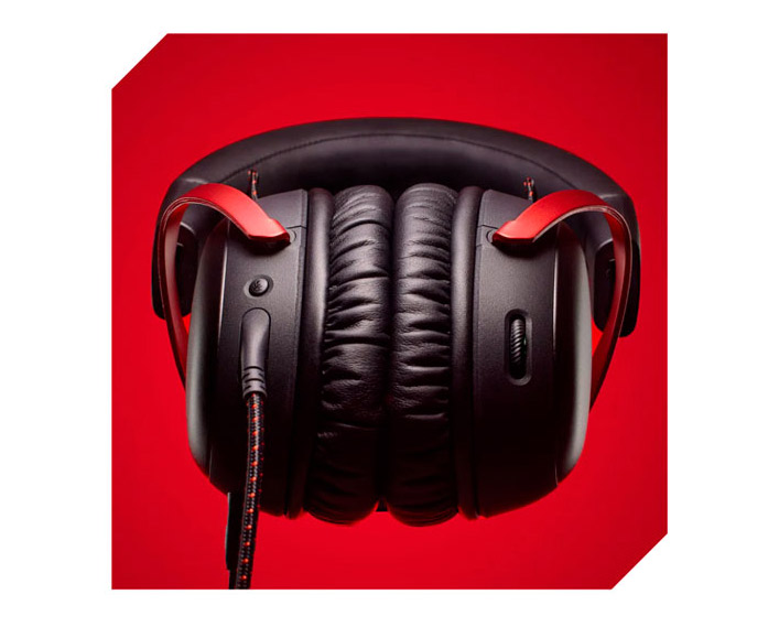 Audifonos Gamer Cloud III Gaming Red Audífonos gamer Cloud 3 conectados mediante cable para PC y consola
