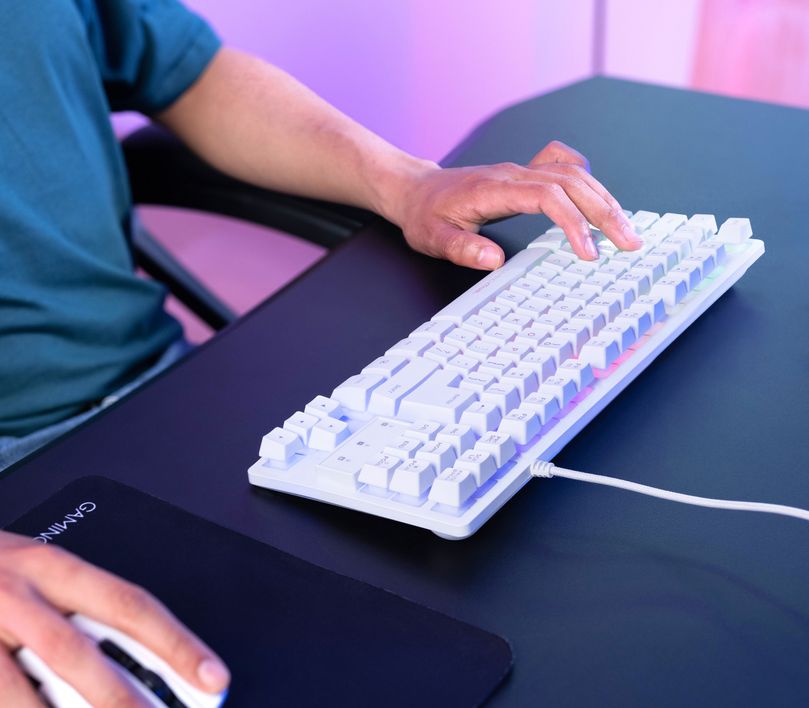 TECLADO GAMER TRUST