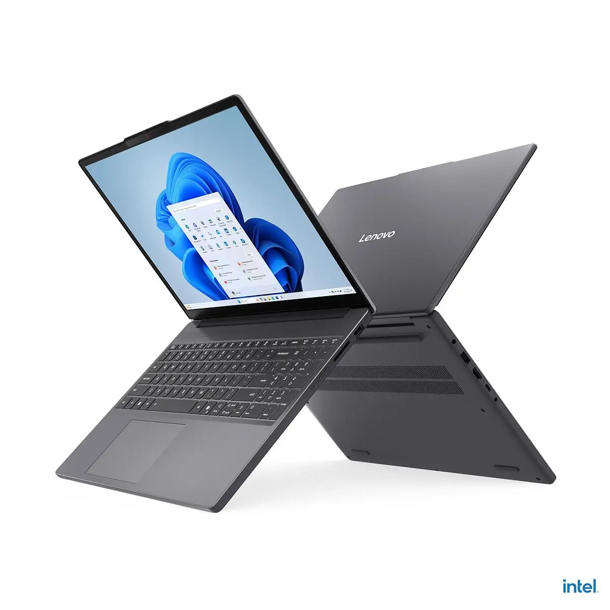 Notebook Lenovo IdeaPad Slim 3 abierta en &aacute;ngulo, mostrando pantalla Full HD y dise&ntilde;o ultrafino