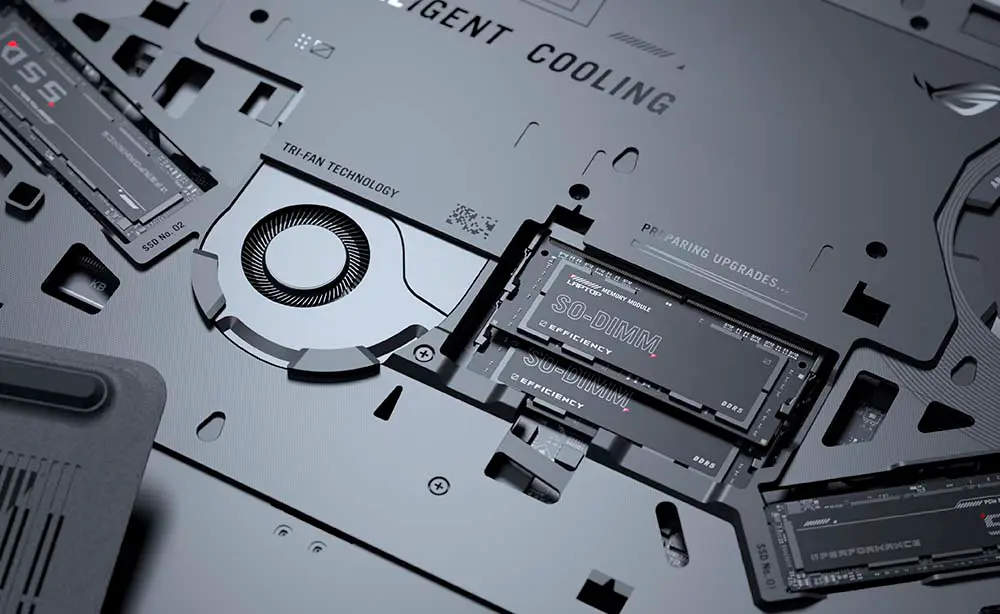Notebook ASUS U9 ARL HX mostrando los puertos de conexi&oacute;n USB-C, HDMI y audio