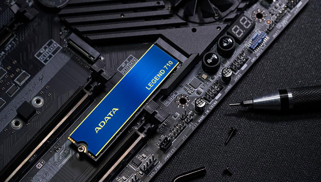 Embalaje de la Unidad SSD 256GB LEGEND 710 Adata.