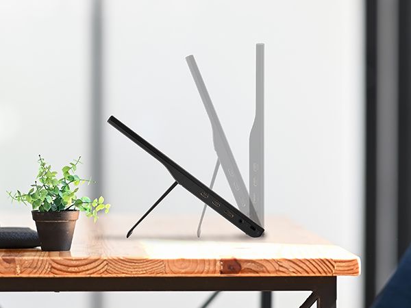 Monitor port&aacute;til Full HD de 16 pulgadas en modo vertical sobre soporte integrado