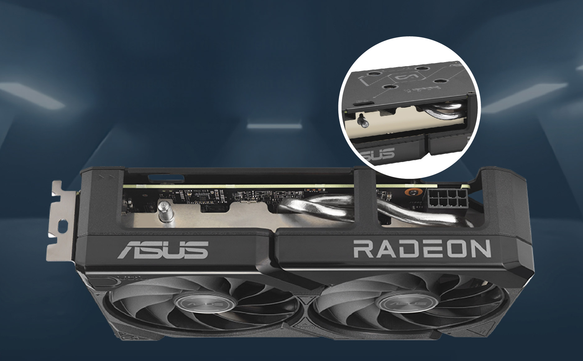 Tarjeta de video AMD mostrando dise&ntilde;o compacto y conectores de energ&iacute;a