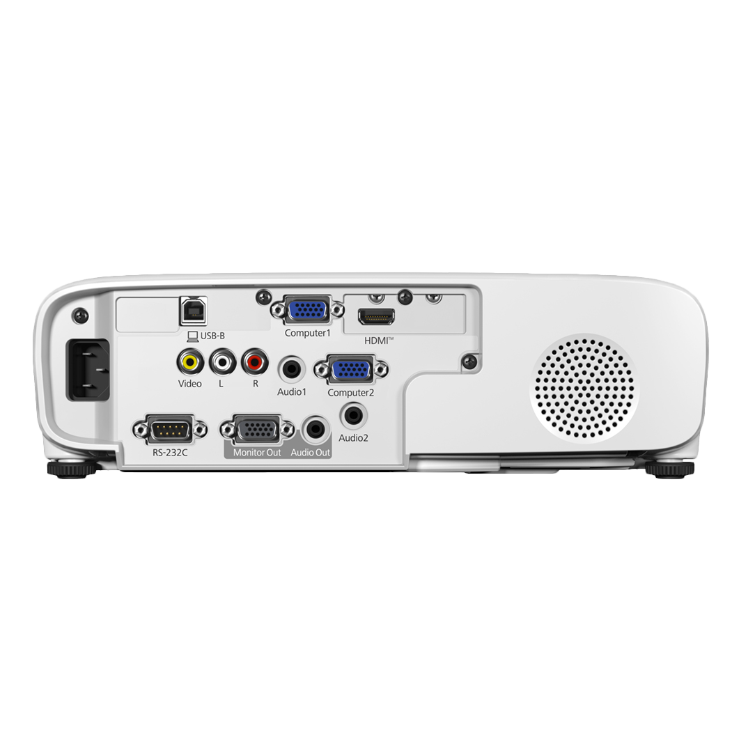Control remoto y accesorios incluidos.