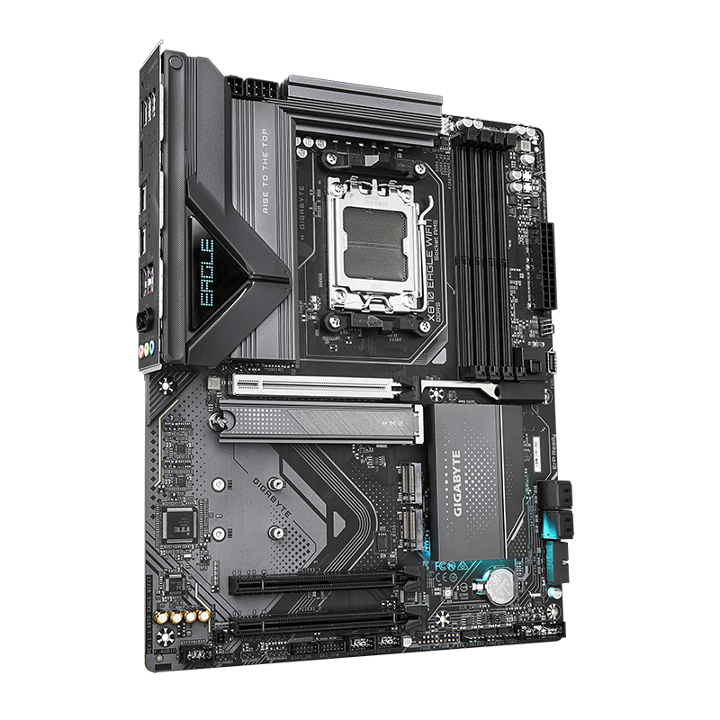Detalle de las ranuras de memoria DDR5 compatibles con AMD EXPO