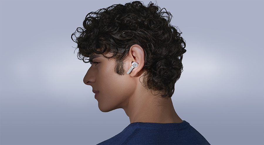 Detalle de los Galaxy Buds4 Pro color Silver, aud&iacute;fonos in-ear con cancelaci&oacute;n activa de ruido.