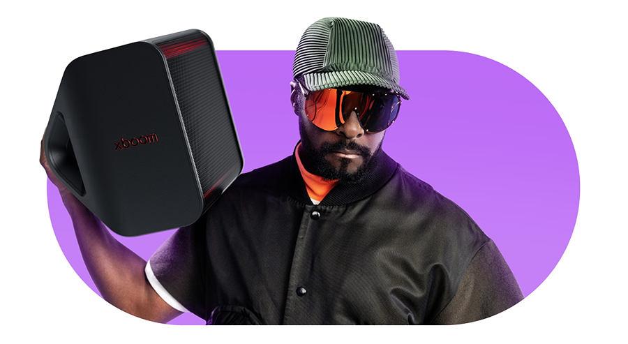 Artista will.i.am cargando parlante portatil LG XBOOM STAGE301
