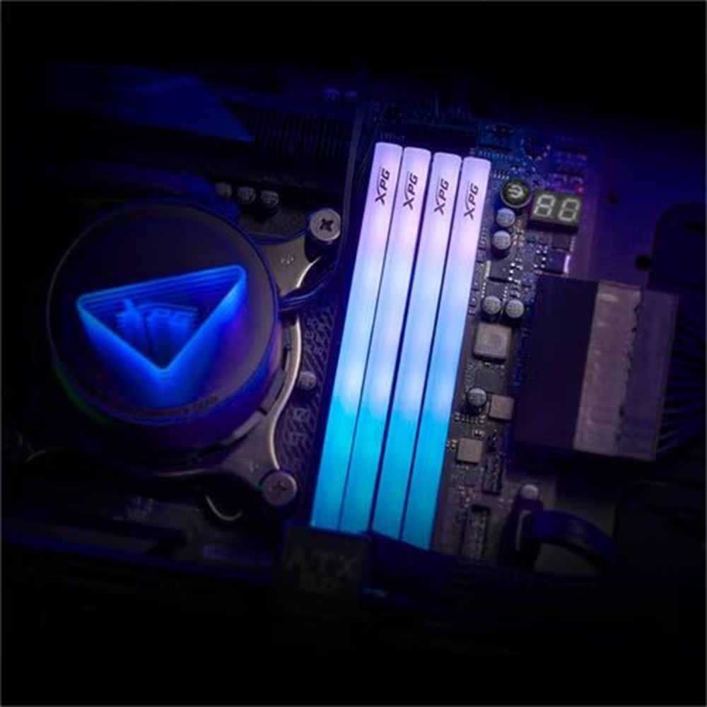 M&oacute;dulo de memoria XPG LANCER BLADE DDR5 resaltando su calidad y durabilidad