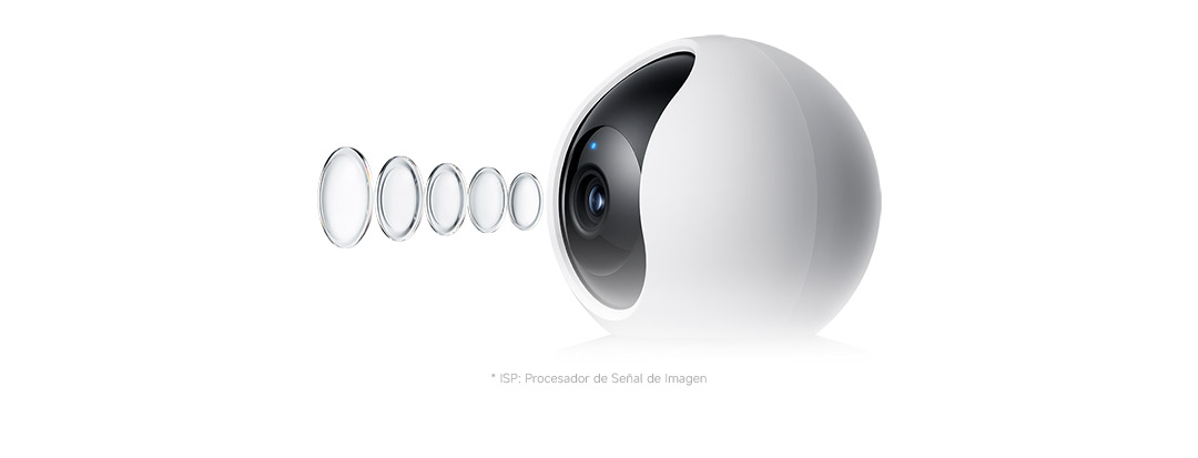 c&aacute;mara inteligente Xiaomi C300 instalada en interior monitoreando habitaci&oacute;n con app m&oacute;vil