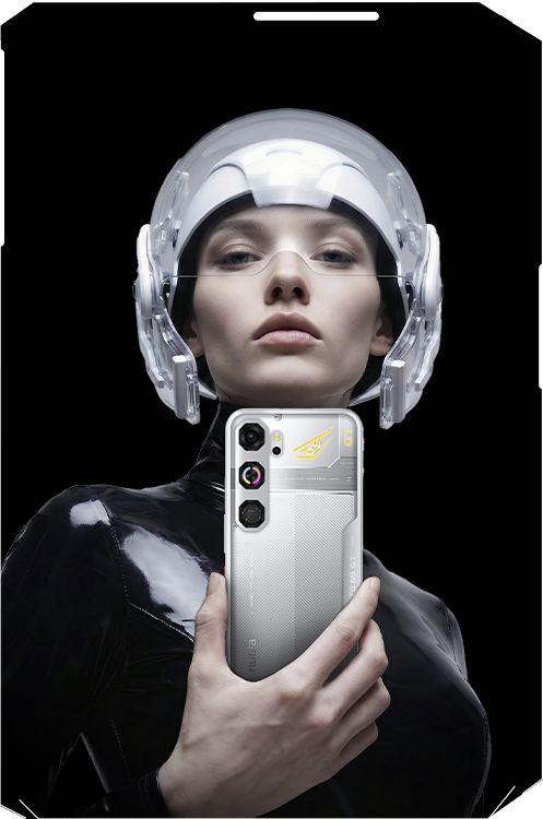 Composici&oacute;n est&eacute;tica del smartphone bajo luz ambiental que destaca los reflejos met&aacute;licos de la parte trasera.